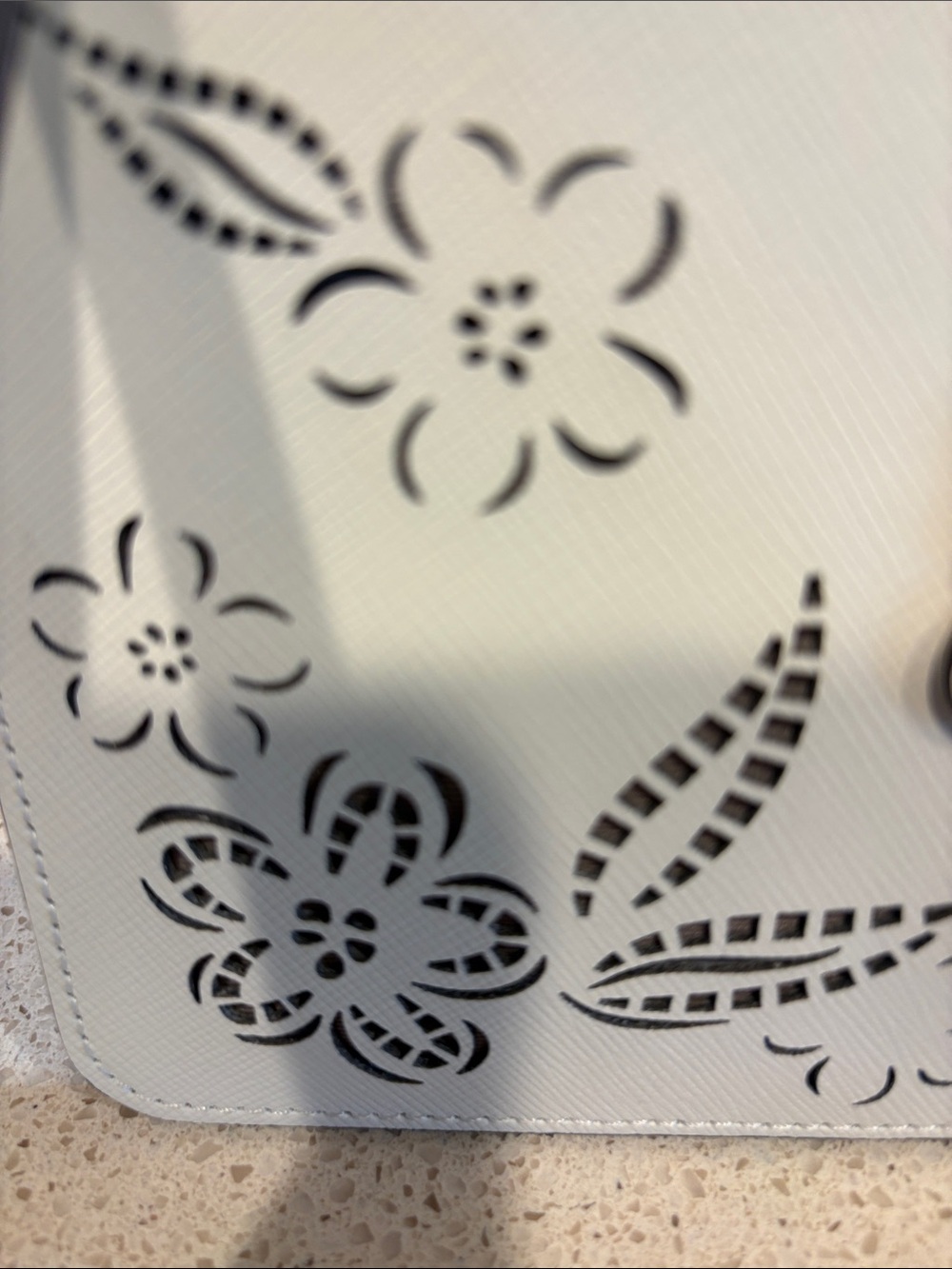 kate spade Lucy NWT Ivory floral & butterfly cutout wristlet MSRP $159 - Picture 4 of 8